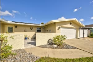 222 Timpoochee Dr, Satellite Beach, FL 32937, Sold 05/12/25