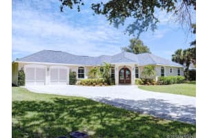 100 Rio Del Mar Dr, New Smyrna Beach, FL 32168, Sold 05/01/25