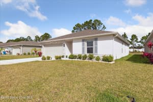 564 Alminar Avenue, Palm Bay, FL 32909 - MLS#1038091
