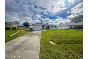 821 Barber Street, Sebastian, FL 32958 - MLS#1038319