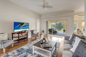 517 Valencia Circle, Vero Beach, FL 32968 Sold 06/27/25