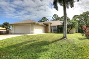 1161 Blossom Drive, Sebastian, FL 32958 Sold 04/30/25