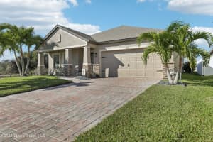 1062 Peta Way, Melbourne, FL 32940 Sold 04/10/25
