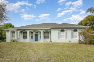 2821 Pine Tree Dr, Edgewater, FL 32141, Sold 04/30/25