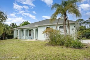 2821 Pine Tree Dr, Edgewater, FL 32141, Sold 04/30/25