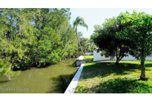 917 Locust St, New Smyrna Beach, FL 32169, Sold 05/30/25