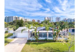 2928 S Peninsula Dr, Daytona Beach, FL 32118, Sold 05/01/25