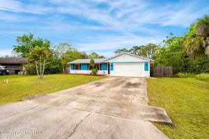 2607 Woodland Dr, Edgewater, FL 32141, Sold 05/29/25