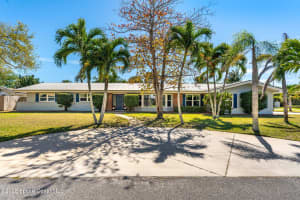 157 Cocoa Ave, Indialantic, FL 32903, Sold 04/25/25