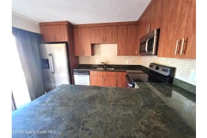 4014 Vista Oaks Cir NE, Palm Bay, FL 32905, Sold 05/30/25