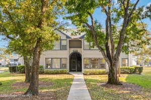 4910 Lake Waterford Way W, Melbourne, FL 32901, Sold 06/20/25