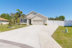 999 Brocksmith Street, Palm Bay, FL 32909 Sold 05/15/25