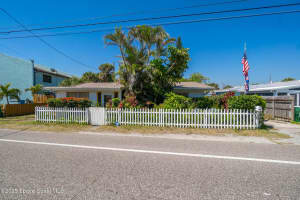 5905 Ridgewood Avenue, Cocoa Beach, FL 32931 Sold 04/24/25