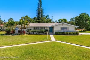 595 Glenwood Avenue, Satellite Beach, FL 32937 Sold 05/09/25