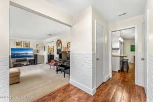 595 Glenwood Avenue, Satellite Beach, FL 32937 Sold 05/09/25