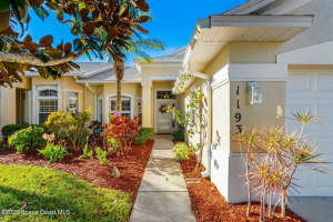 1193 Honeybee Lane, Melbourne, FL 32940 Sold 06/03/25