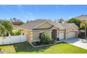 608 L M Davey Lane, Titusville, FL 32780 Sold 08/11/25