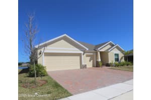 38 52nd Square Square, Vero Beach, FL 32968 Sold 05/01/25