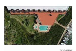 520 S Peninsula Ave, New Smyrna Beach, FL 32169, Sold 04/01/25