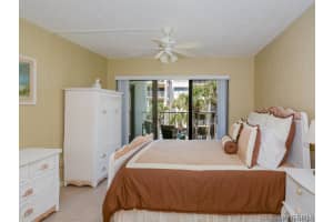 7856 101st Avenue, Vero Beach, FL 32967 Sold 06/09/25