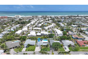 475 Greenway Avenue, Satellite Beach, FL 32937 Sold 04/25/25