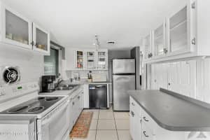 2878 Kraft Dr, Deltona, FL 32738, Sold 05/02/25