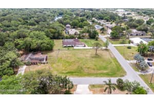 305 Eagle Lane, Merritt Island, FL 32953 Sold 07/18/25