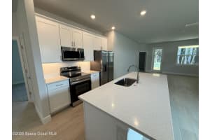 1923 Westwood Blvd, Melbourne, FL 32901, Sold 05/21/25