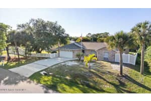 537 Cavern Terrace, Sebastian, FL 32958 - MLS#1041623