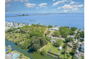 475 Banana River Drive, Merritt Island, FL 32952 - MLS#1041655