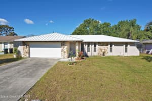 418 Candlestick Avenue, Palm Bay, FL 32907 Sold 08/15/25