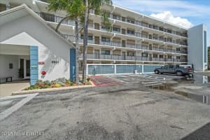 3901 Dixie Hwy NE, Palm Bay, FL 32905, Sold 07/17/25