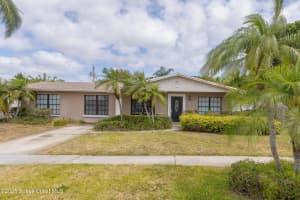 2180 Lakeview Drive, Melbourne, FL 32935 - MLS#1042024