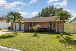423 Earl Avenue, Melbourne, FL 32901 Sold 05/05/25