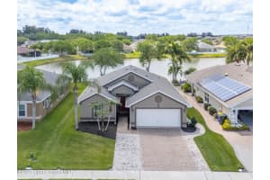 1453 Hemingway Boulevard, Rockledge, FL 32955 Sold 05/21/25