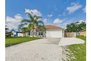 7965 105th Avenue, Vero Beach, FL 32967 - MLS#1042620