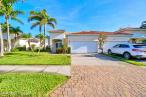 8657 Villanova Drive, Cape Canaveral, FL 32920 Sold 07/31/25