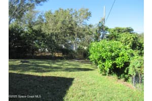 558 Sloane Street, Sebastian, FL 32958 Sold 04/29/25