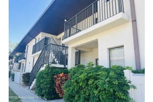 420 Catamaran Drive, Merritt Island, FL 32952 Sold 04/22/25