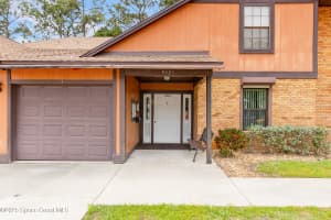 9025 York Lane, West Melbourne, FL 32904 Sold 09/12/25
