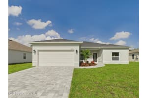 8875 99th Court, Vero Beach, FL 32967 Sold 05/09/25