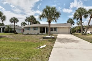 1049 Carnation Drive, Sebastian, FL 32958 Sold 05/19/25