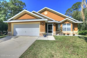520 Higgs Avenue, Palm Bay, FL 32907 Sold 06/17/25