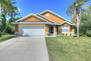 520 Higgs Avenue, Palm Bay, FL 32907 Sold 06/17/25