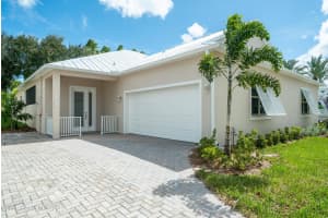 4280 Alamanda Key Drive, Melbourne, FL 32901 Sold 09/19/25