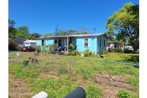 318 Iris Street, Cocoa, FL 32927 Sold 05/09/25