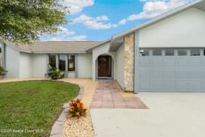 991 Tahiti Avenue, Palm Bay, FL 32909 - MLS#1042912