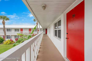 8522 Atlantic Avenue, Cape Canaveral, FL 32920 Sold 06/12/25