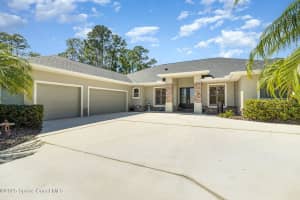 897 Yellow Wood Court, Palm Bay, FL 32909 Sold 07/15/25