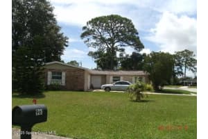 961 Kings Post Road, Rockledge, FL 32955 Sold 07/03/25